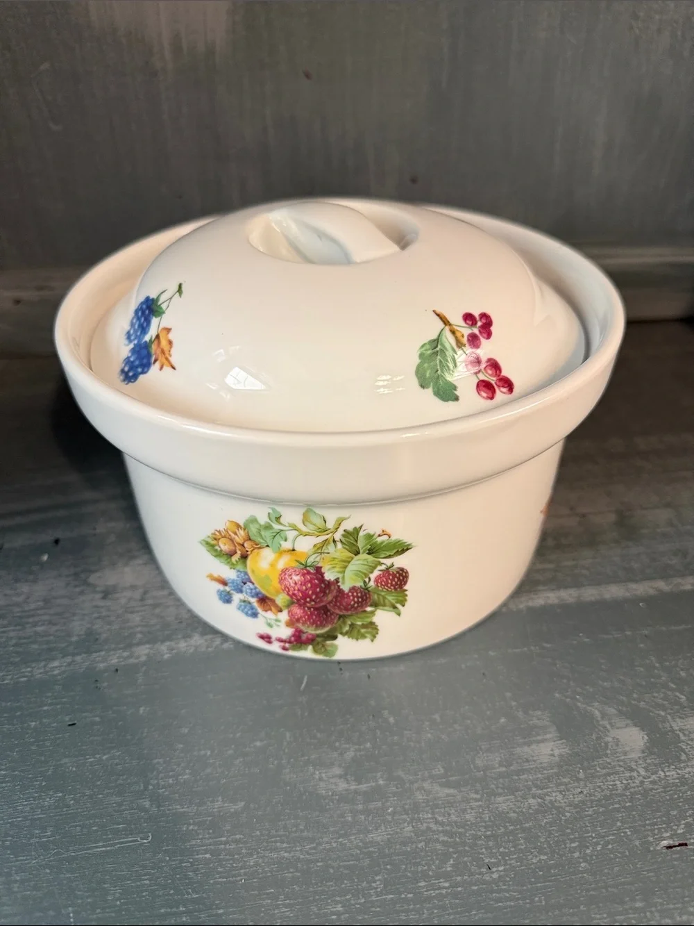 BIA Cordon Bleu  porcelain casserole dish